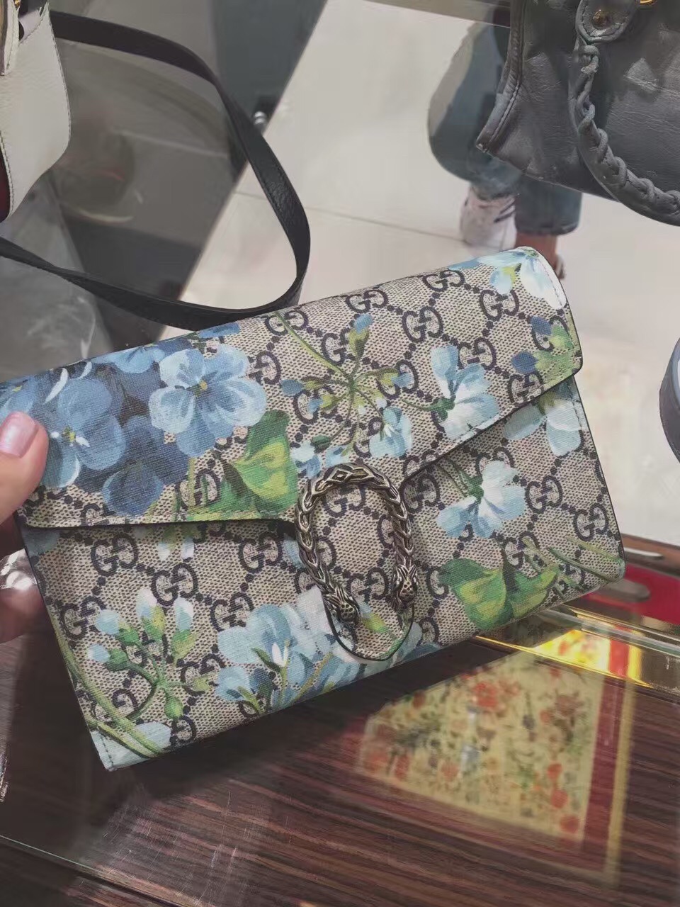 Authentic Gucci Dionysus Blooms Print Mini Chain Bag 401231 Blue